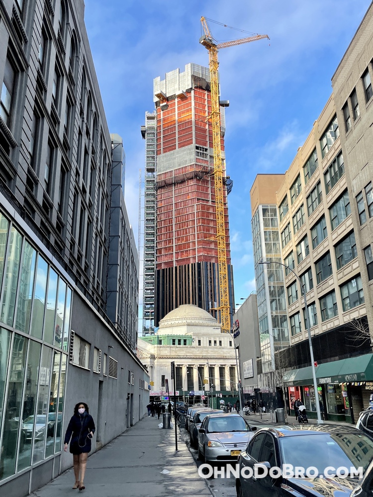 Construction on 9 Dekalb as seen from Bond St